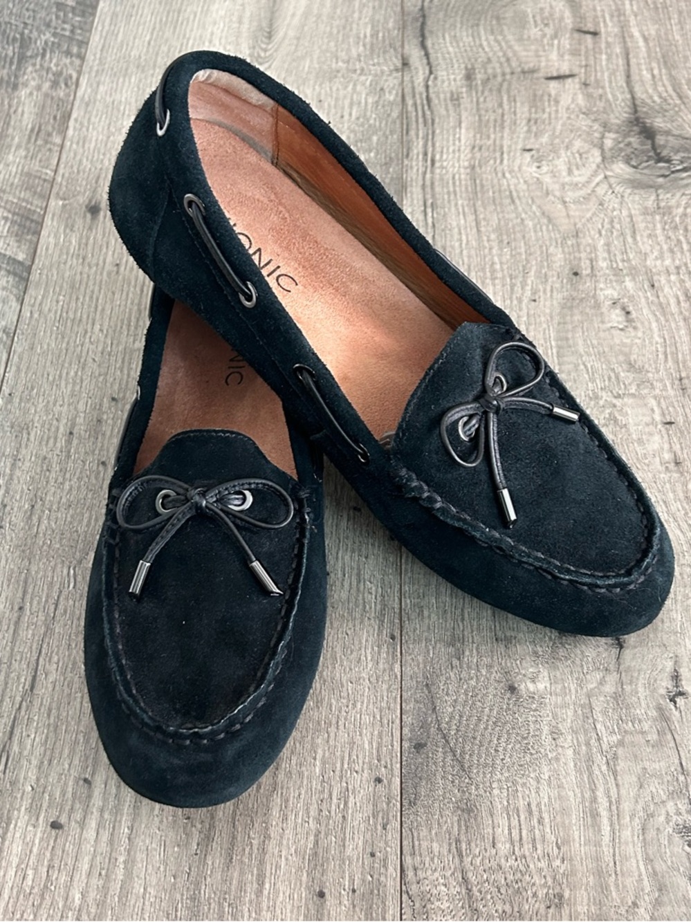Vionic Virginia Black Suede Drivers Loafer Moccasin Size 9.5